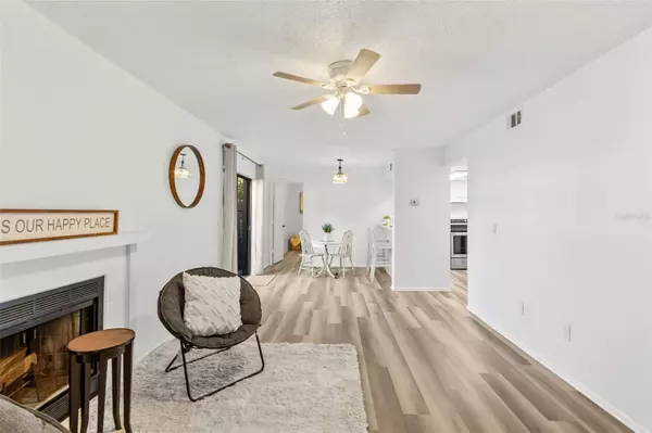 4006 ANGEL OAK CT #104, Tampa, FL 33613