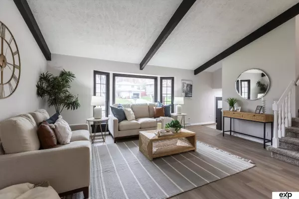 3004 Leawood Drive, Bellevue, NE 68123