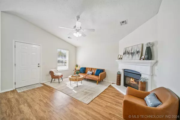 1108 W 23rd ST N, Claremore, OK 74017