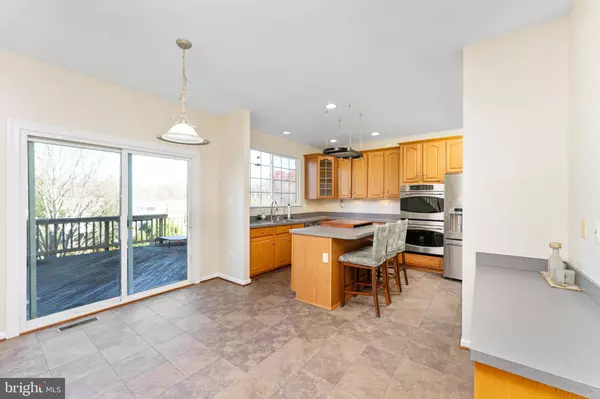 9413 SONIA CT, Manassas Park, VA 20111