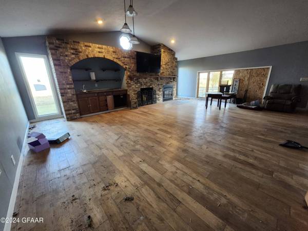 8469 151ST AVE NE, St Thomas, ND 58276