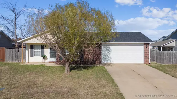 1108 W 23rd ST N, Claremore, OK 74017