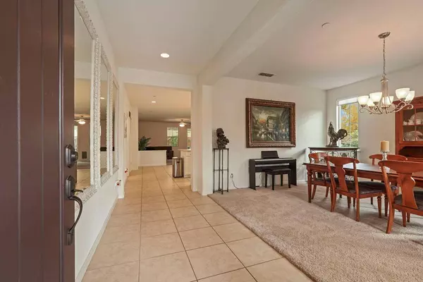 1298 Muir CT, Tracy, CA 95304