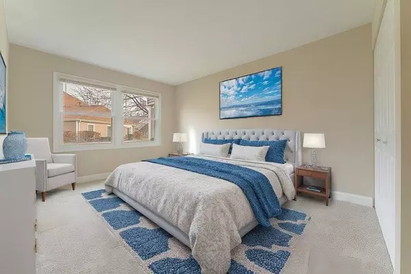 208 Manor DR #A, New Lenox, IL 60451