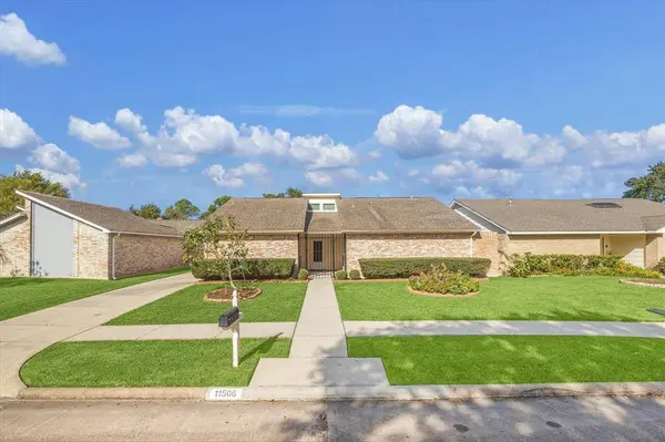 11506 Ella Lee LN, Houston, TX 77077