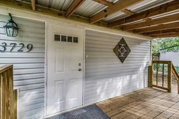 3729 Legend Creek Dr, Pace, FL 32571