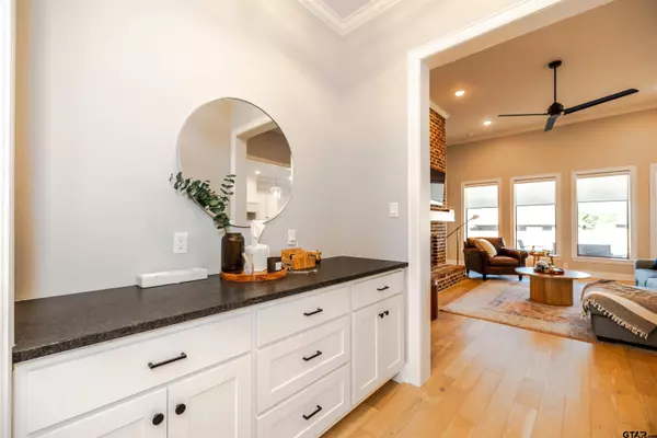 7259 Rolling Acres Pl., Tyler, TX 75707