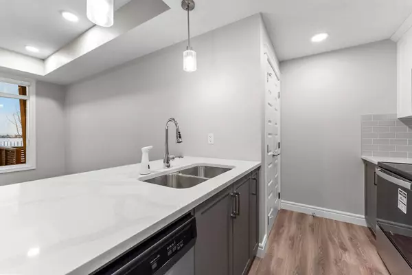 282 Seton Pass SE, Calgary, AB T3M 3A7