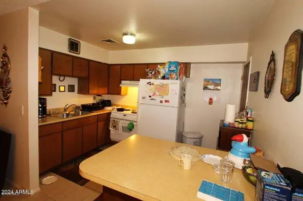 923 LINDA VISTA Drive, Globe, AZ 85501