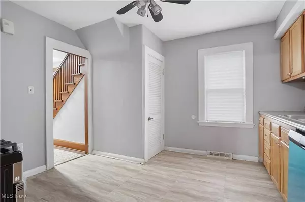 134 Shadyside DR, Youngstown, OH 44512