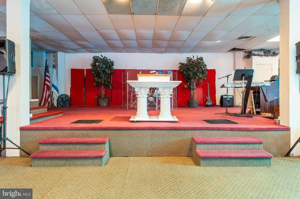 2017-23 E ALLEGHENY AVE, Philadelphia, PA 19134