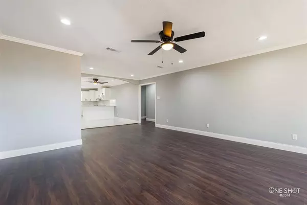 206 N Ave D, Haskell, TX 79521