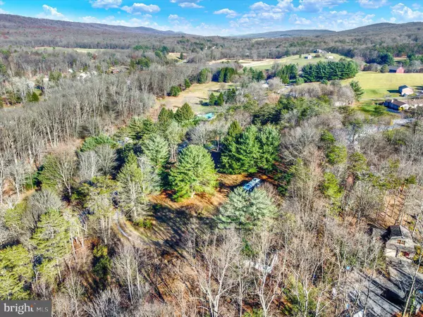 6961 SLEEPY HOLLOW RD, Harrisburg, PA 17112