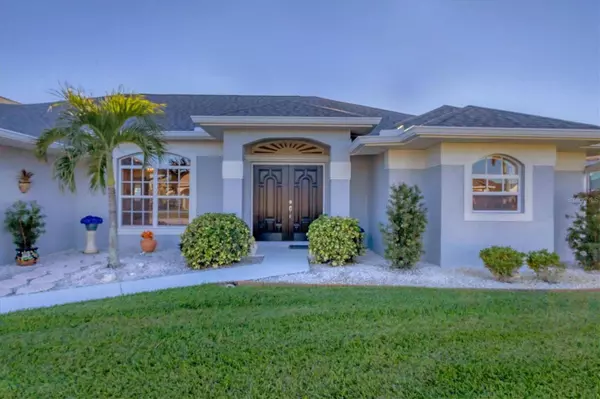 213 WHITE MARSH LN, Rotonda West, FL 33947