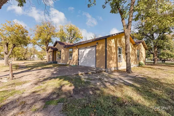 206 N Ave D, Haskell, TX 79521