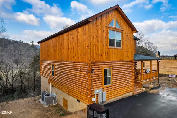 3825 Twilight Way, Pigeon Forge, TN 37863