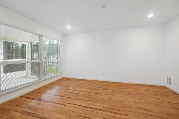 11506 Ella Lee LN, Houston, TX 77077