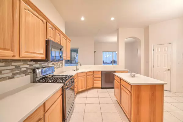 8412 HELEN HARDIN ST NE, Albuquerque, NM 87122