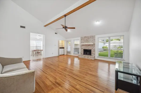 11506 Ella Lee LN, Houston, TX 77077