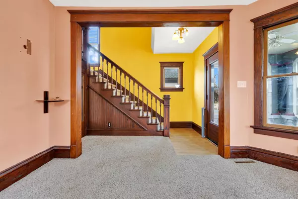 223 Union St, Hartford, WI 53027