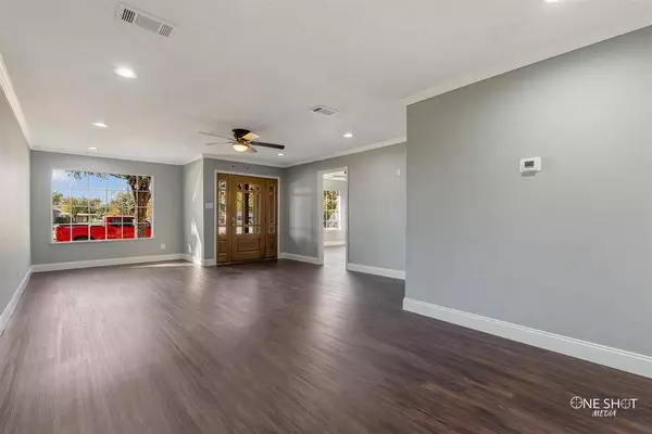 206 N Ave D, Haskell, TX 79521