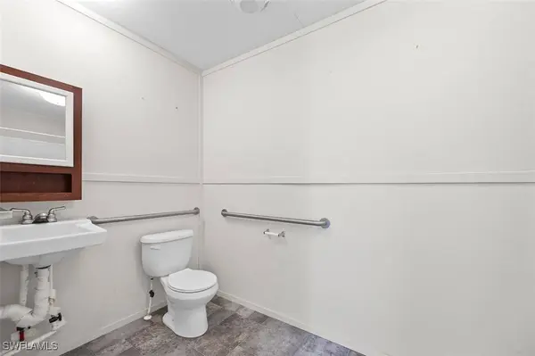 2244 Bahia LN, North Fort Myers, FL 33917