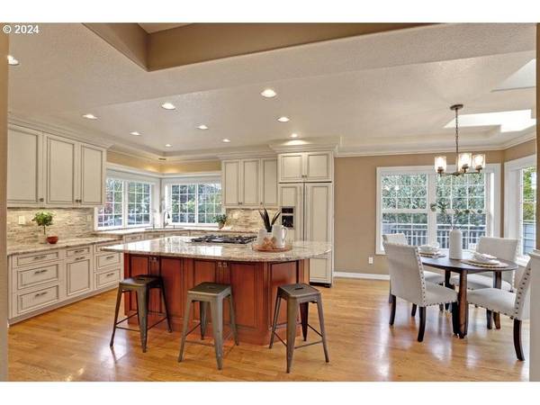 13835 SW HILLSHIRE DR, Tigard, OR 97223