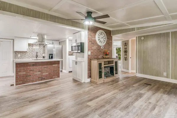 3729 Legend Creek Dr, Pace, FL 32571