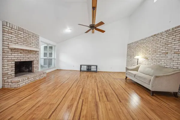 11506 Ella Lee LN, Houston, TX 77077