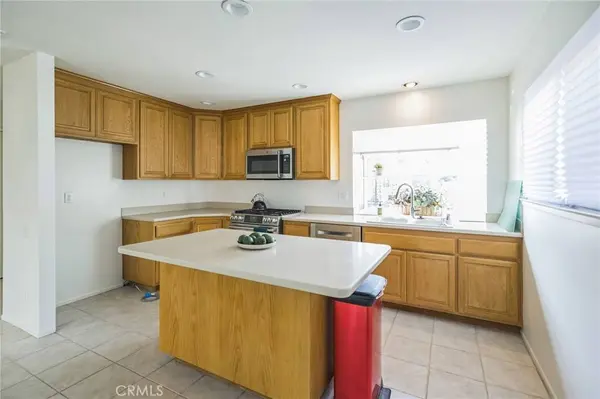 3109 S Center ST, Santa Ana, CA 92704