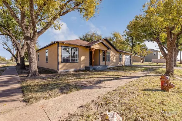 206 N Ave D, Haskell, TX 79521