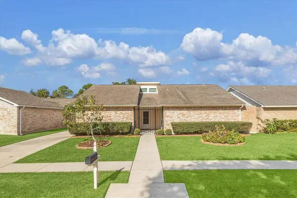 11506 Ella Lee LN, Houston, TX 77077