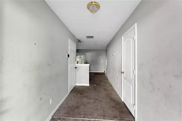 653 Georgetown LN, Jonesboro, GA 30236