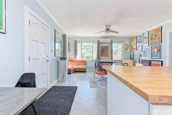 321 HILLS RD, Nokomis, FL 34275