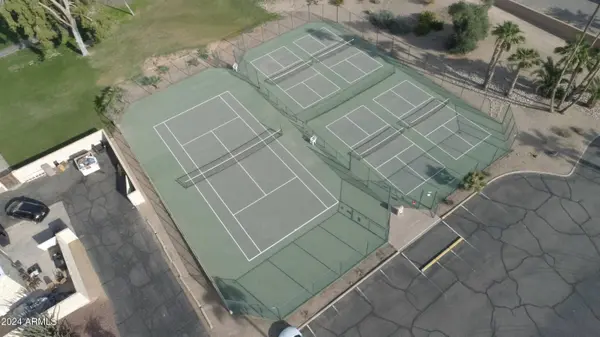 14222 N BOSWELL Boulevard, Sun City, AZ 85351