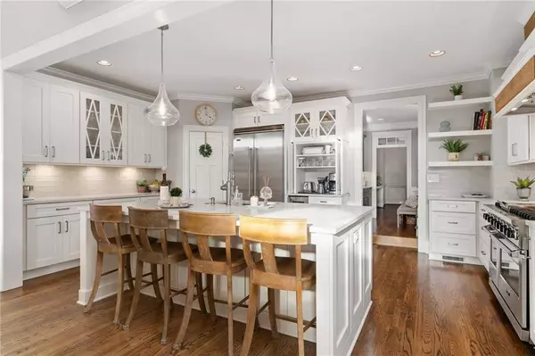 10620 N Edgewater PL, Johns Creek, GA 30097