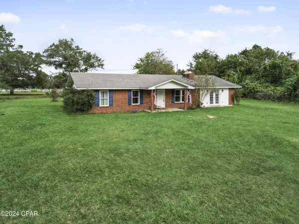 20742 Magnolia ST, Blountstown, FL 32424