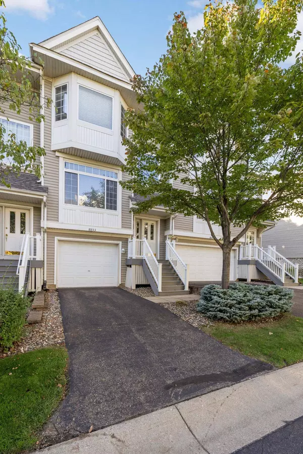 8853 Brunswick PATH #1105, Inver Grove Heights, MN 55076