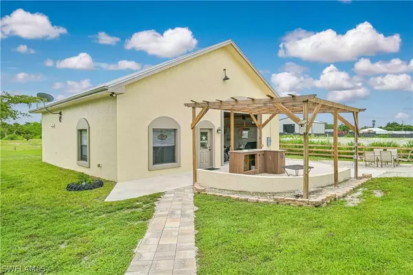 14650 Old Olga RD, Fort Myers, FL 33905