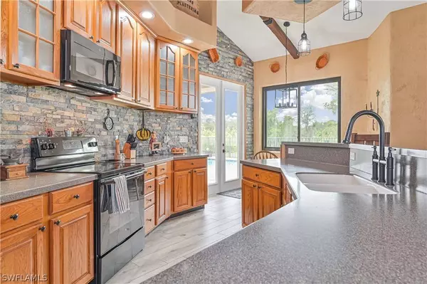 14650 Old Olga RD, Fort Myers, FL 33905