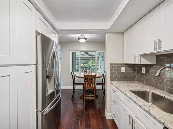 440 LAKEVIEW DR #31, Palm Harbor, FL 34683