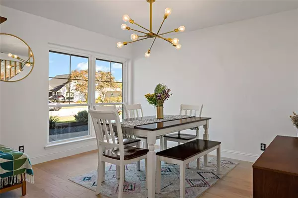 909 Greenbriar Lane, Richardson, TX 75080