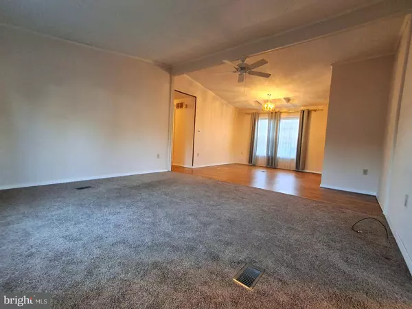 774 ASPEN CIR, Red Hill, PA 18076