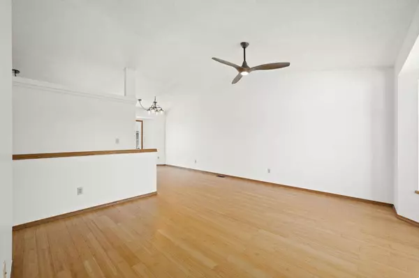 11106 W Lotus St, Wichita, KS 67209