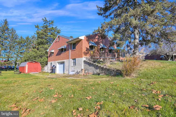 1234 LINCOLN WAY E, Chambersburg, PA 17202