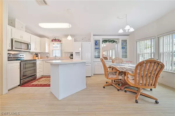 10849 Ani CIR, Estero, FL 33928