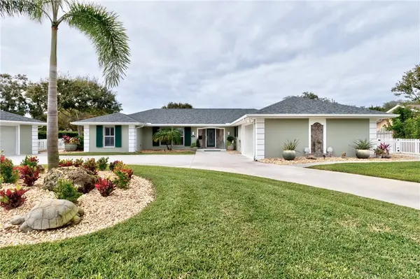 625 Colonial DR, Vero Beach, FL 32962