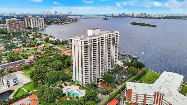 4000 Towerside Ter #707, Miami, FL 33138