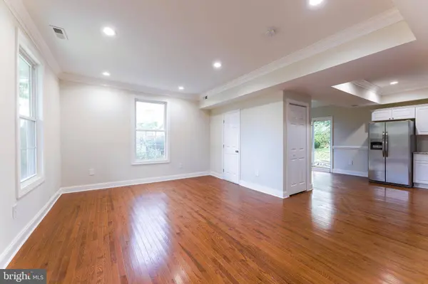 6909 LINDEN AVE, Elkridge, MD 21075