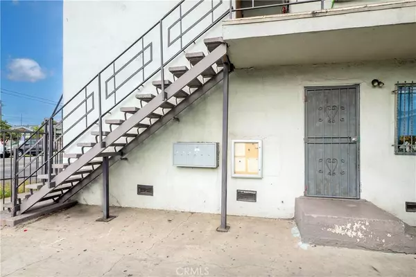 5110 Compton AVE, Los Angeles, CA 90011